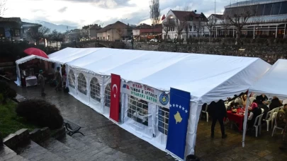 Mehmetçik’ten Kosova’da gönül sofrası