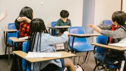 Çocuğunuz aniden içine mi kapandı? İşte dikkat etmeniz gereken 5 sinyal