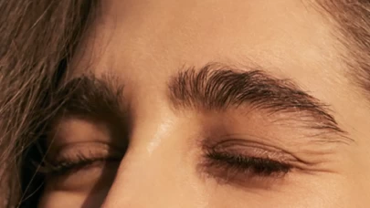 Doğal yöntemlerle daha koyu ve dolgun kaşlar
