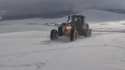 Kars’ta kar hayatı zorlaştırıyor: 77 köy yolu ulaşıma kapandı
