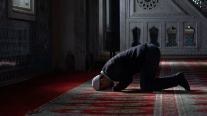 Yatsı vakti oluşmayan şehirlerde ezan saati nasıl belirlenir?