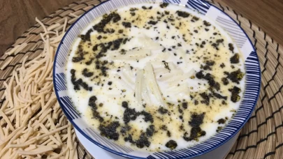 Sütlü erişte tarifi deneyenlerden tam not aldı