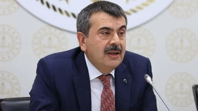 Bakan Tekin "Şehit ve Gazi Aileleri ile İftar Programı"nda konuştu: Bu bilinci gelecek kuşaklara aktarmak en büyük görevimiz