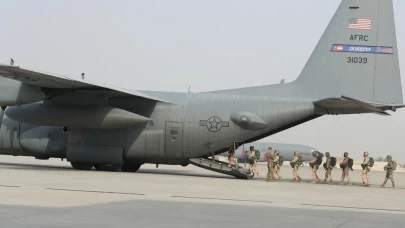 Yüzyılın en büyük asker yığınağı! 200 jet ve 108 tanker uçak sevk edildi