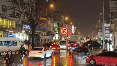 Meteoroloji uyardı, kar kapıya dayandı! Arnavutköy'de yağış başladı