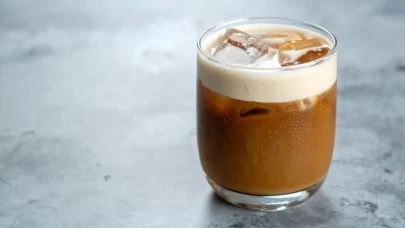 5 dakikada kavanozda bol köpüklü soğuk kahve tarifi
