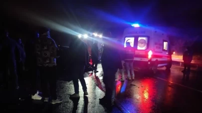 Kafa kafaya çarpıştılar, 1 ölü, 5 yaralı!