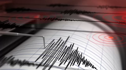 Balıkesir Sındırgı'da korkutan deprem!