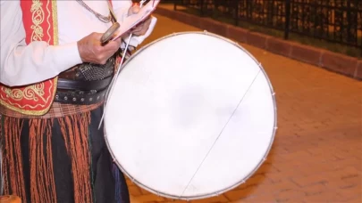 Ramazan manileri | 2 ve 4 kıtalık, kısa, komik Ramazan manileri