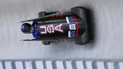 Kadınlar tekli bobsledde zirve Elana Meyers Taylor'ın