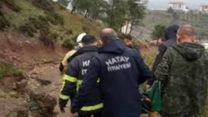 Hassa'da kahreden ölüm: Su birikintisine düşen 10 yaşındaki çocuk hayatını kaybetti