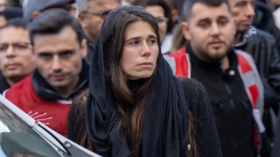 Bir çok CHP'li belediyelerdeki arkadaşları dibine kadar yolsuzluğa batmış, iddialara karşı 'çıt' yok, iş Cumhur İttifakı'na saldırmaya gelince 'laf' çok!