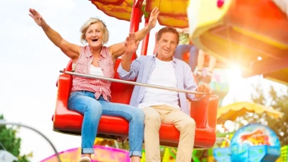 Neden hepimiz çocukluk konforuna sığınıyoruz? Kidult akımı ve psikolojik gerçekler