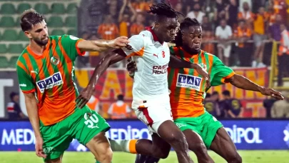 Galatasaray-Alanyaspor maçında ilk 11'leri belli oldu