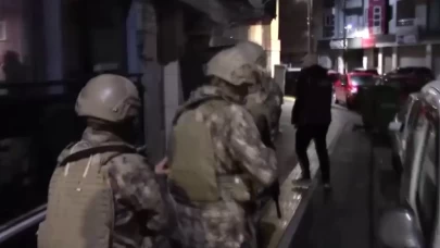 Sivas ve İstanbul'da terör operasyonunda 4 şüpheli tutuklandı!