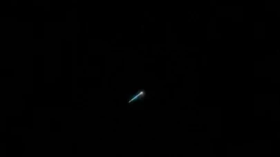 Tanımlanamayan uçan nesne ihbarı: Tüm uçuşlar durduruldu