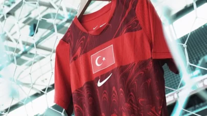 A Milli Futbol Takımımızın Romanya maçına çıkacağı formalar belli oldu