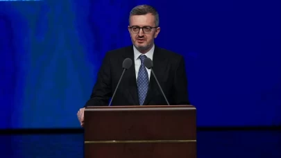 Burhanettin Duran'dan İsrail’in barbarlığına sert tepki!