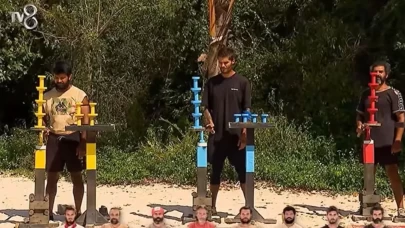 Survivor’da tarihi gece: Elendi denilirken Mavi Takım’a transfer oldu
