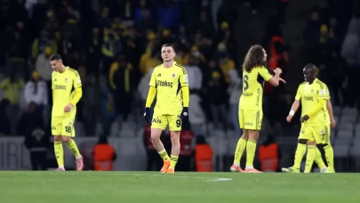 Fenerbahçe'ye zirve yarışında ağır darbe