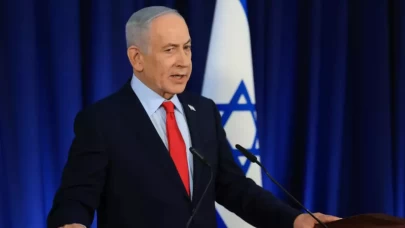 Netanyahu konuşurken füze yağdı! İran’dan İsrail’e 'Zaman ayarlı' misilleme