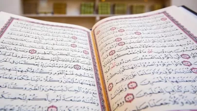 Hangi surede iki defa besmele geçer? Neden iki besmele vardır?