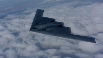 ABD doğruladı! İran’daki yer altı füze tesislerine 1 tonluk bombalar yağdı