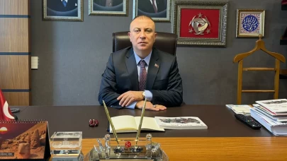 İzzet Ulvi Yönter MHP Genel Başkan Yardımcılığı'ndan istifa etti