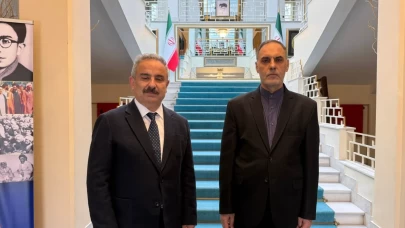 İran’ın Ankara Büyükelçisi Habibullahzade, Sinan Burhan’ın sorularını yanıtladı: