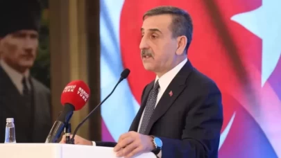Kahveci: 'Memur bayram ikramiyesi bekliyor, maaşlarda eşel mobil istiyor'