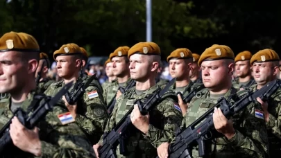 O ülkede zorunlu askerlik yeniden başladı!