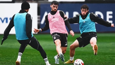 Beşiktaş, derbi hazırlıklarını çift antrenmanla sürdürdü