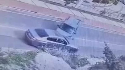 Çeşme'de kaza sonrası yumruklu kavga! O anlar kamerada!