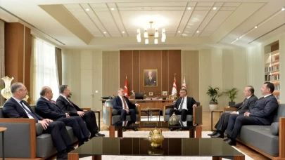 KKTC Cumhurbaşkanı Erhürman, Gençlik ve Spor Bakanı Bak ile görüşme gerçekleştirdi