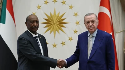 Cumhurbaşkanı Erdoğan, Sudan Egemenlik Konseyi Başkanı Burhan ile görüştü