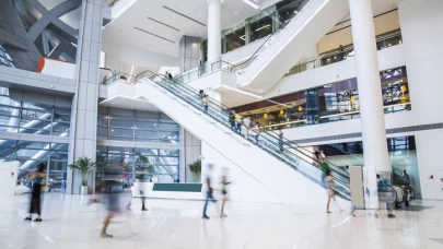 Bayramın 1. günü AVM'ler açık mı, kapalı mı? Yarın bayramda AVM'ler kaçta açılacak?