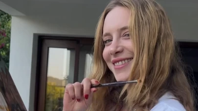 Hayal Köseoğlu'ndan sektöre eleştiri: Aynaya sert bakmaya başlıyorsun