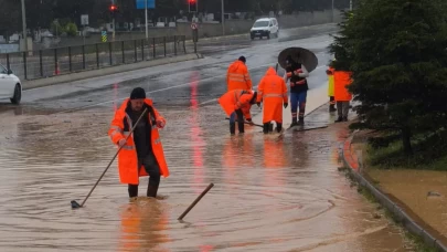 İstanbul'da sağanak yağış etkili oldu