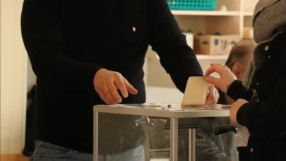 Fransa sandık başına gitti! Solun kalesi şehirler, sağın umudu Philippe
