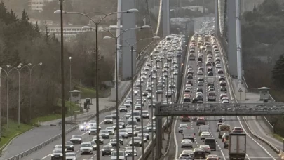 İstanbul trafiği iftar saatine denk gelince kilitlendi: Yoğunluk yine rekor seviyelerde