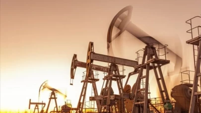 Hürmüz Boğazı kapatıldı, petrol piyasası karıştı