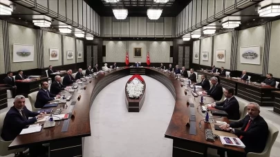 Cumhurbaşkanı Erdoğan başkanlığında kabine toplantısı başladı