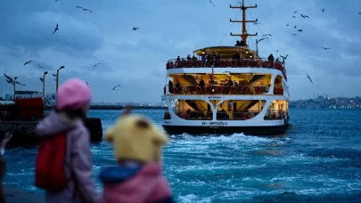 İstanbul'da hava muhalefeti nedeniyle vapur seferleri iptal edildi!