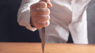 Rüyada bıçaklanmak korkularınızın gerçeğe dönüşmesi mi?