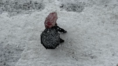 Batı'da sağanak, Doğu'da kar alarmı!