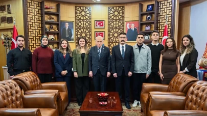 Osmaniye Vakfı'ndan Bilge Lider Devlet Bahçeli'ye bayram ziyareti