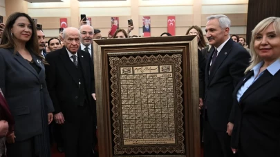 MHP Lideri Devlet Bahçeli bizzat takdim etti! "Türk ve Türkiye Yüzyılında Kadın"