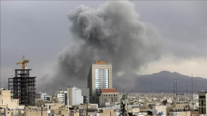 İran Kızılayı vatandaşlara evde kalın çağrısında bulundu