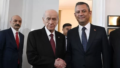 MHP Lideri Devlet Bahçeli ile Özgür Özel telefonla görüştü