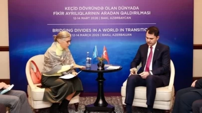 Bakan Kurum Bakü’de kritik temaslarda bulundu